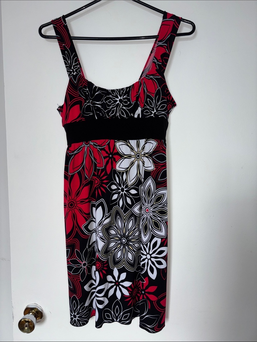 Suzy Shier Y2K Black, Red & White Floral Empire-Waist Midi Dress - Picture 2 of 5